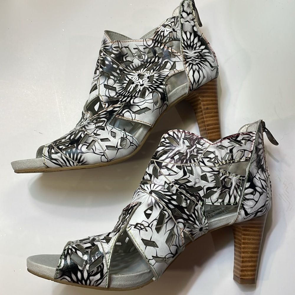 L’Artistic Womens Spring Step Amora Hand Painted Leather Sandal Heel Sz 10.5 - Picture 4 of 14
